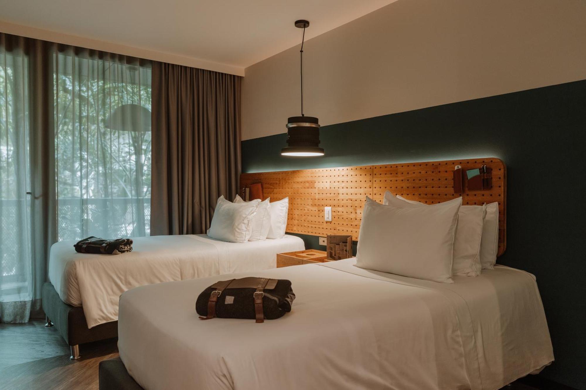 The Click Clack Hotel Medellín Dış mekan fotoğraf A room at the hotel