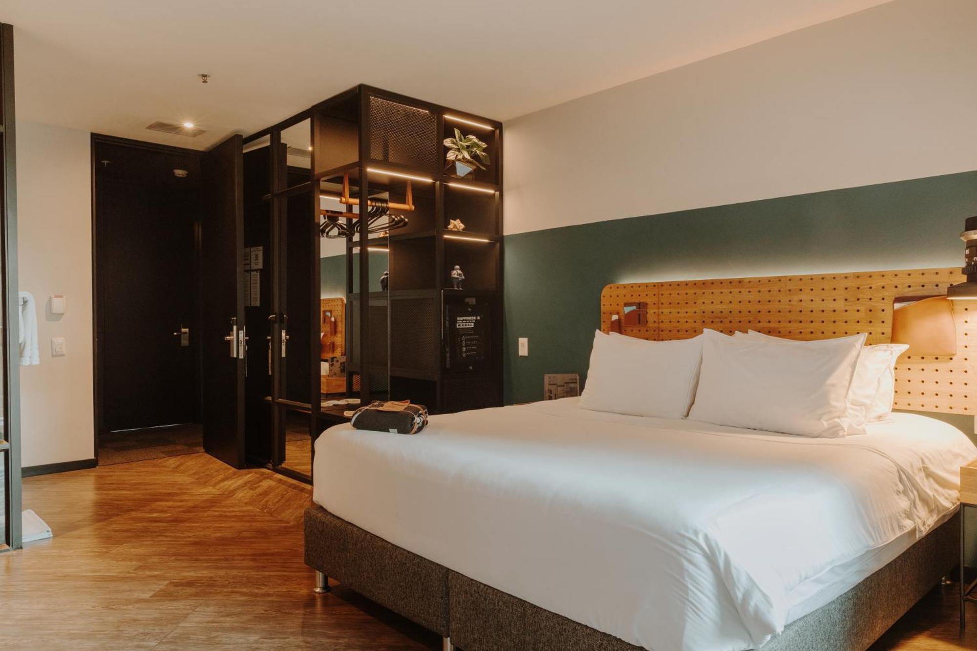 The Click Clack Hotel Medellín Dış mekan fotoğraf Deluxe Room